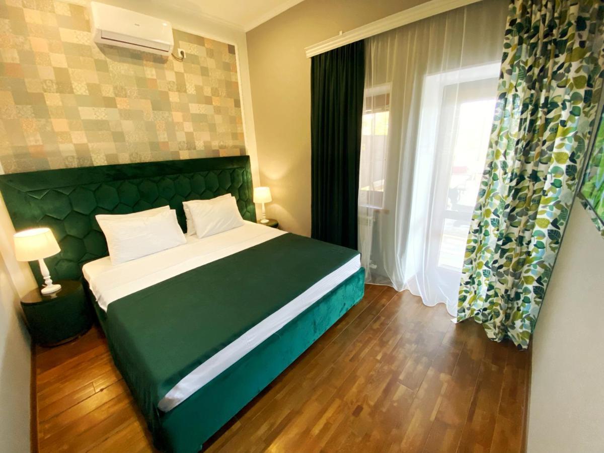 Hotel Orange Kutaisi Eksteriør billede