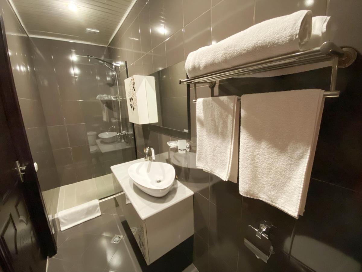 Hotel Orange Kutaisi Eksteriør billede