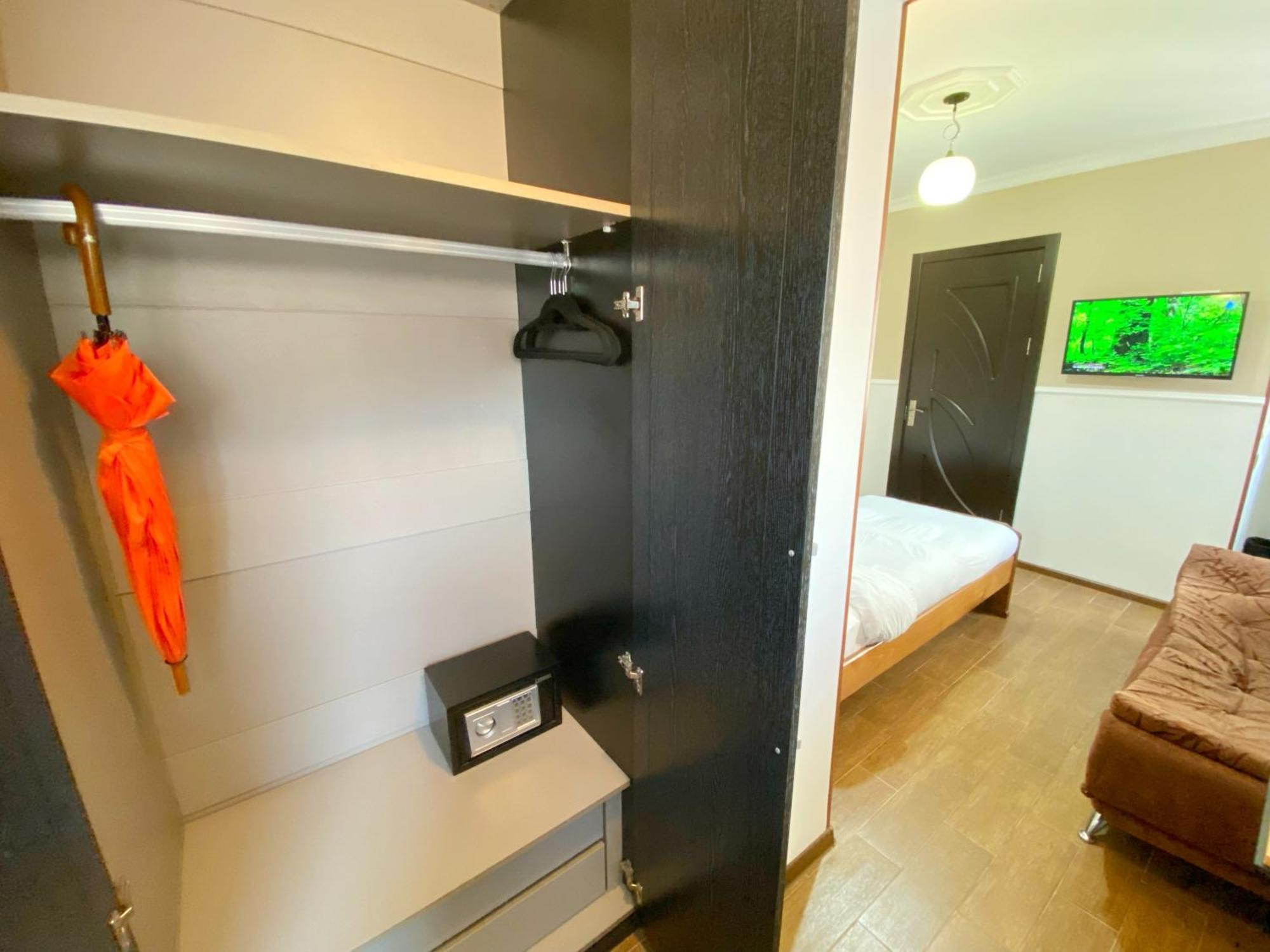 Hotel Orange Kutaisi Eksteriør billede