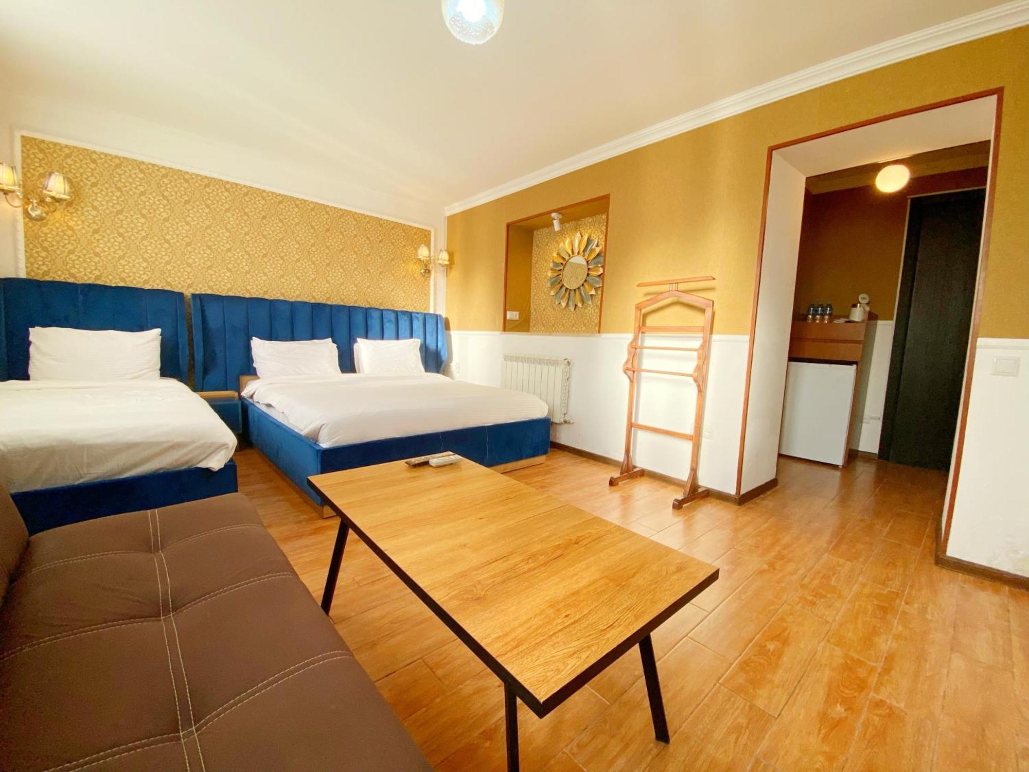 Hotel Orange Kutaisi Eksteriør billede