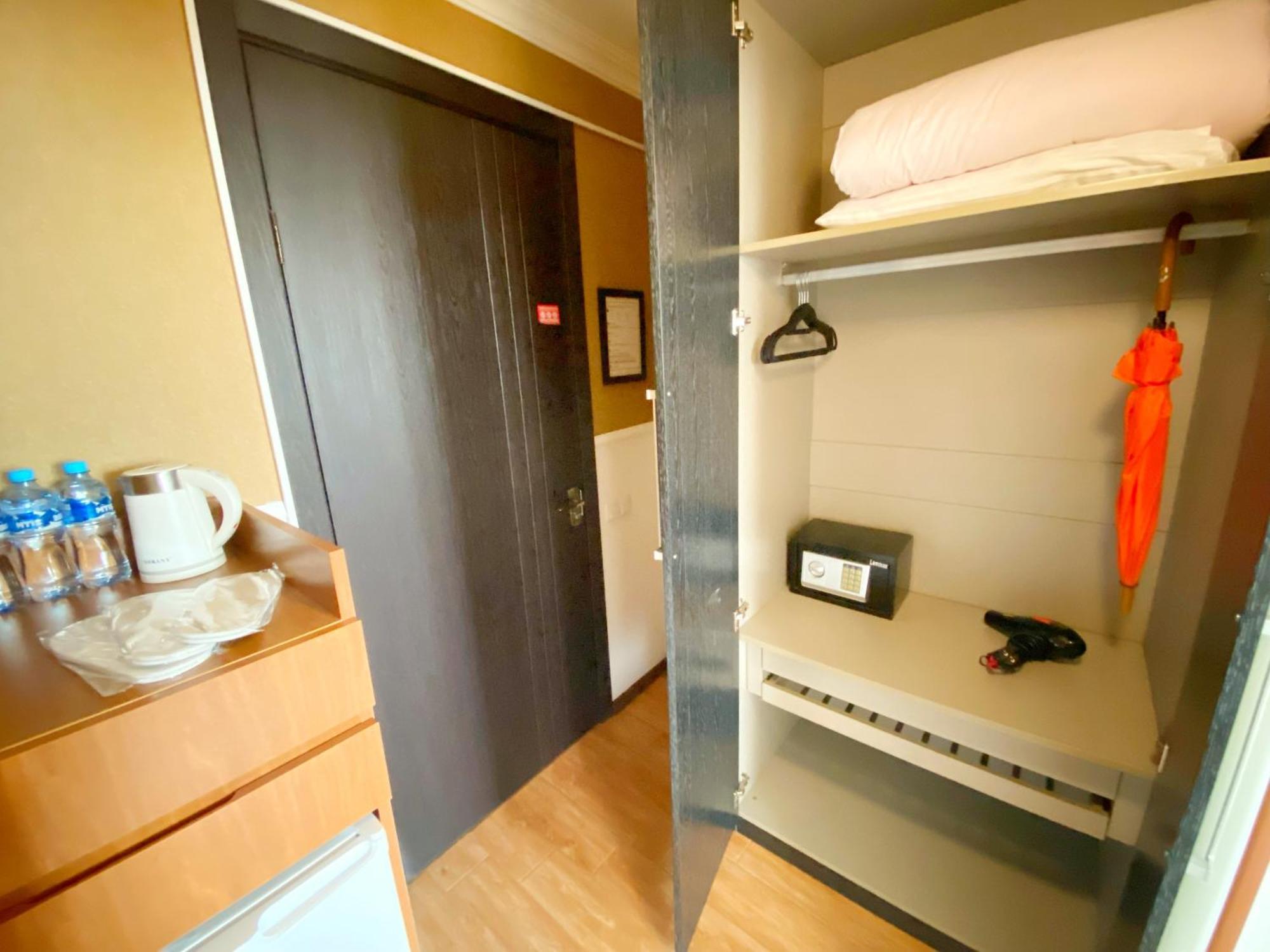 Hotel Orange Kutaisi Eksteriør billede
