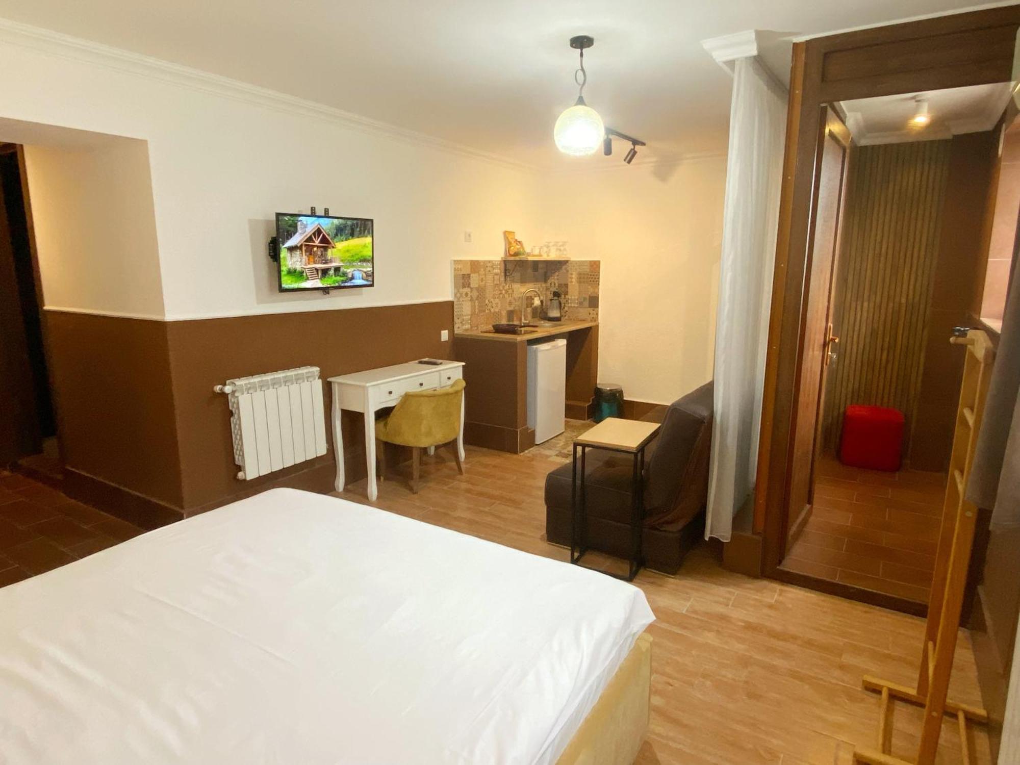 Hotel Orange Kutaisi Eksteriør billede