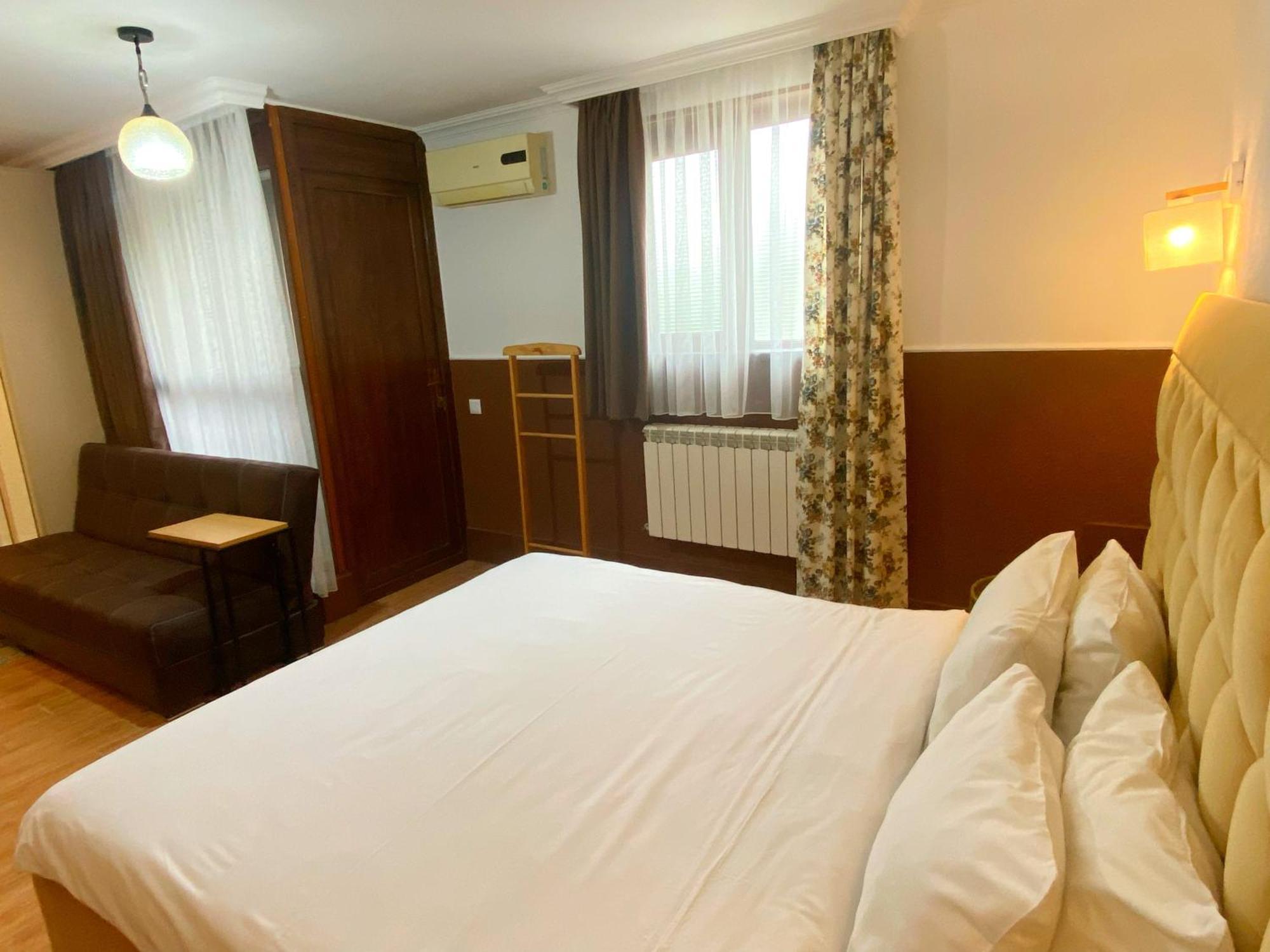 Hotel Orange Kutaisi Eksteriør billede